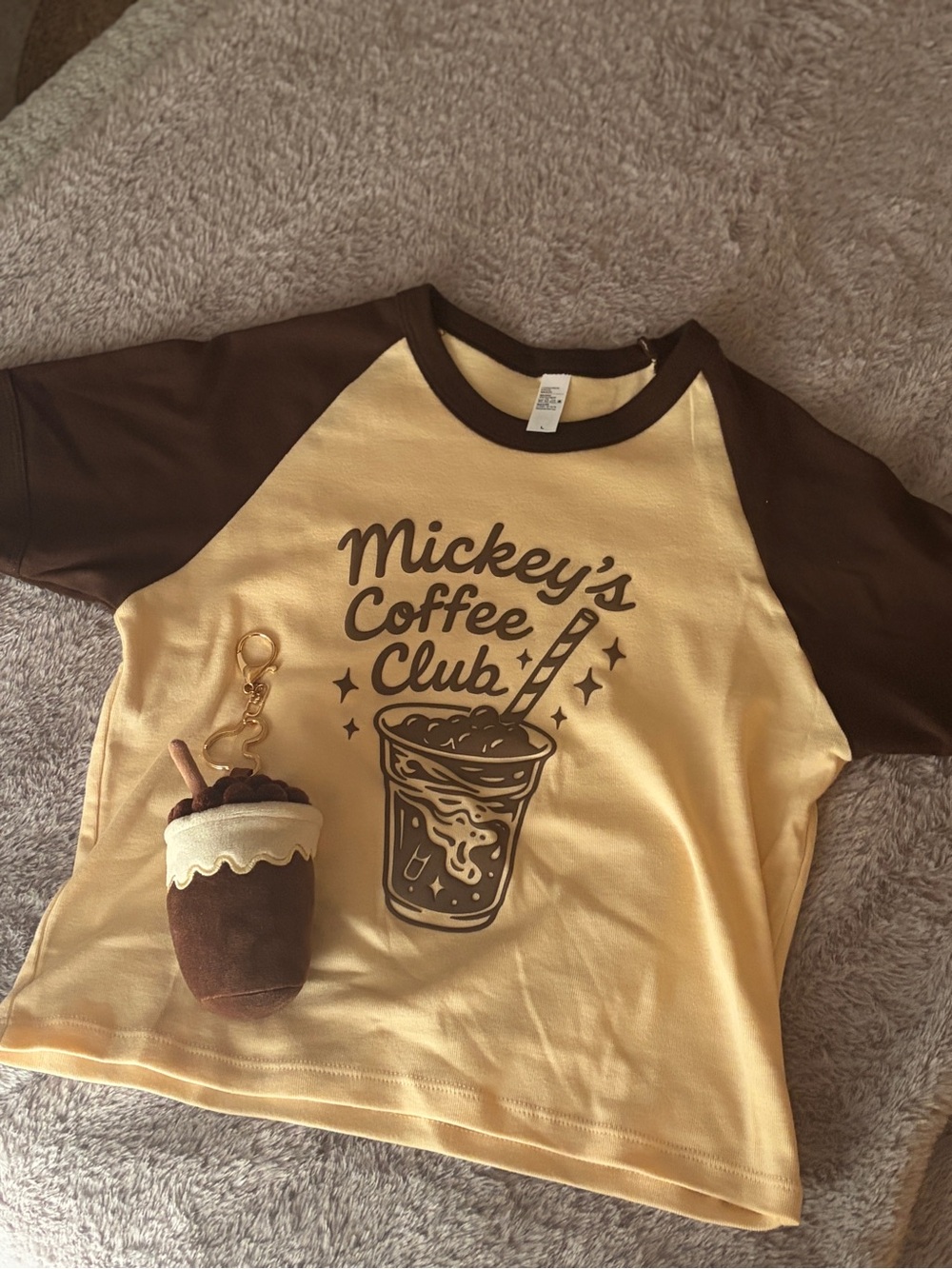 Mickeys coffee club tee and keychain